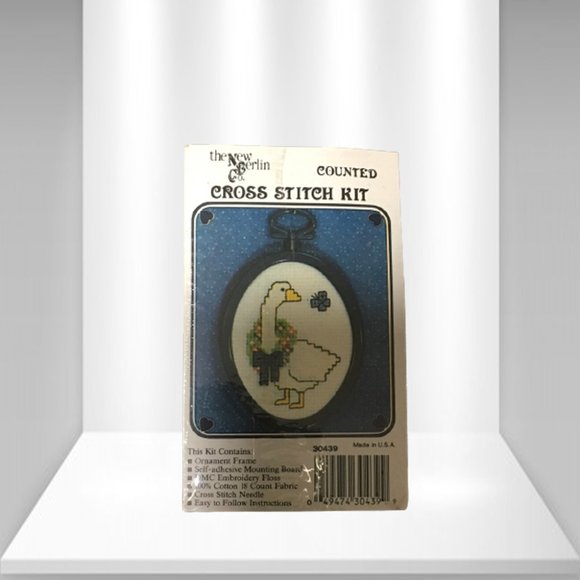 New Berlin Kit #30439 Christmas Goose And Butterfly Counted Cross Stitch Kit - Picture 1 of 2